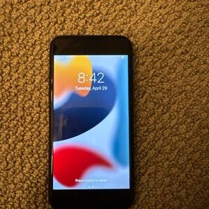 Apple iPhone 7(32GB Unlocked) Mint